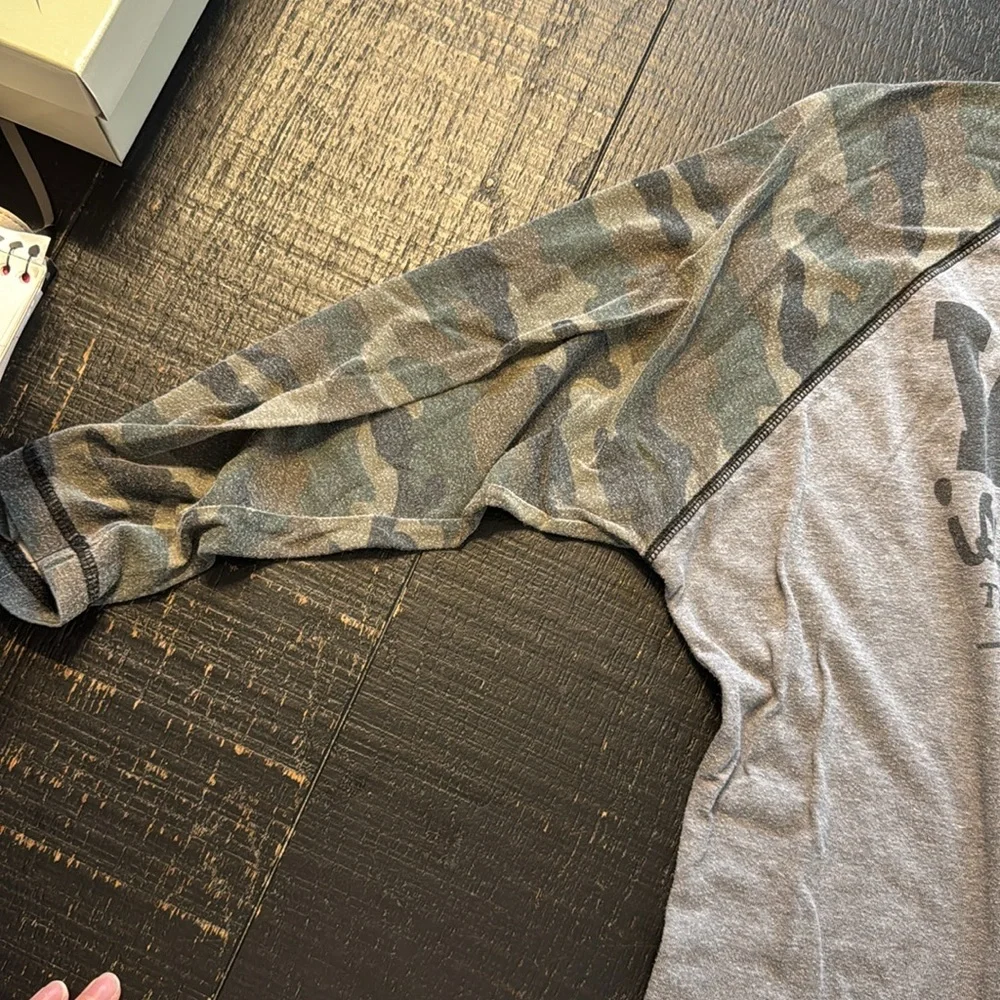 Flag Nor Fail Gray and Camouflage Raglan Shirt - Picture 3 of 4